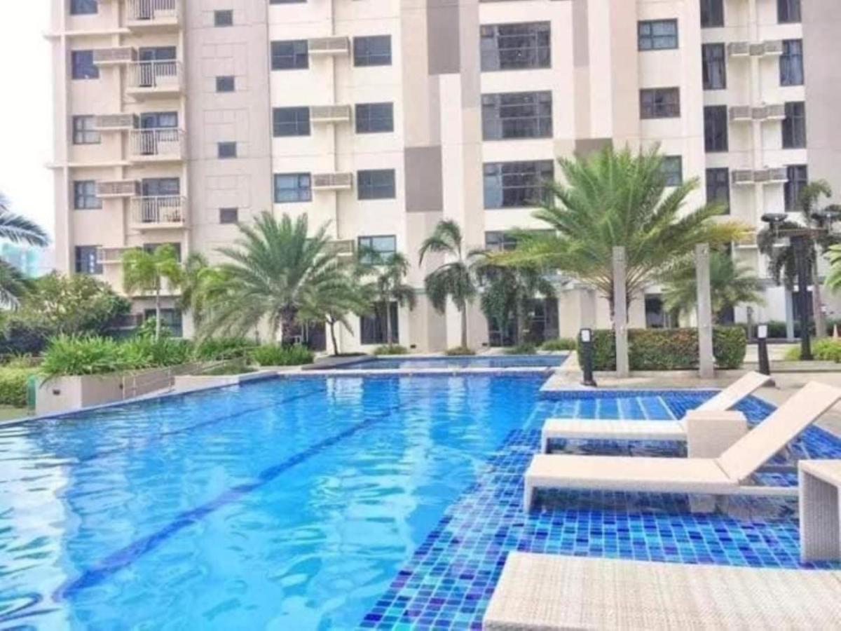 Horizon 101 A2 Shortwalk Robinson Mall Mango Square Bar Apartment Cebu Exterior foto